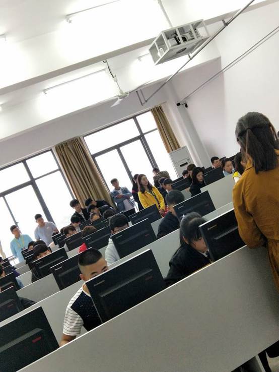 说明: -5d49d938da39b41c