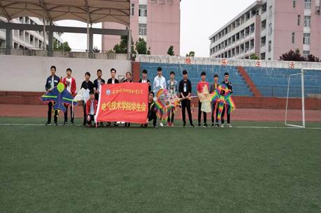 说明: 8F3EC677547010ABF905C027E9E2A67C