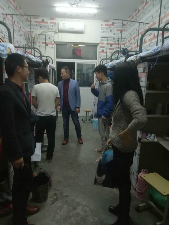 说明: C:\Users\Administrator\Desktop\QQ图片20180315093942_meitu_1.jpg