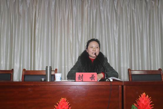 说明: C:\Users\Administrator\Desktop\新建文件夹\IMG_3984.JPG