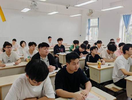 说明: C:\Users\WIN7\Desktop\督导工作\2024-2025学年第二学期春期中听课\2025.5.20上午校领导课堂听课\2025.5.20上午校领导课堂听课\余嗣元、杨庆颖（张家振）\_NX9E$9V)I_S`KYN$SQZCTL_tmb.jpg